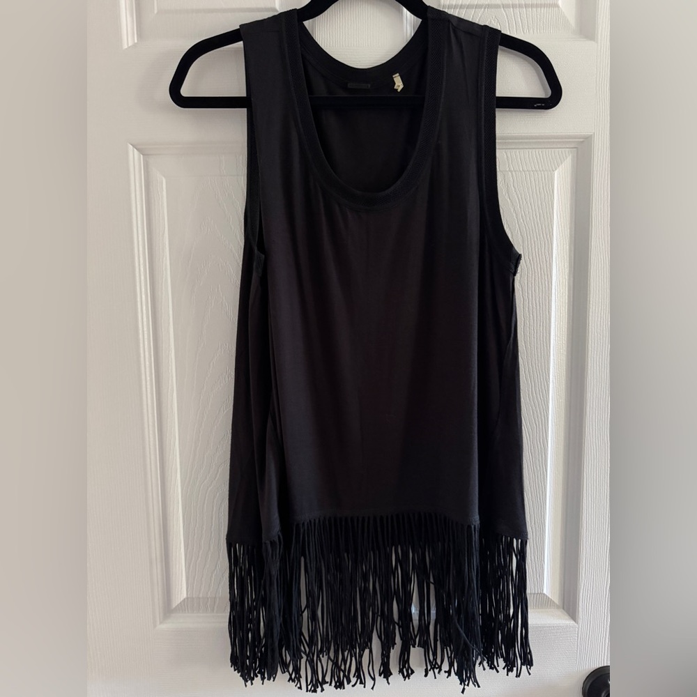 Elite Tahari | Black Sleeveless Fringe Top